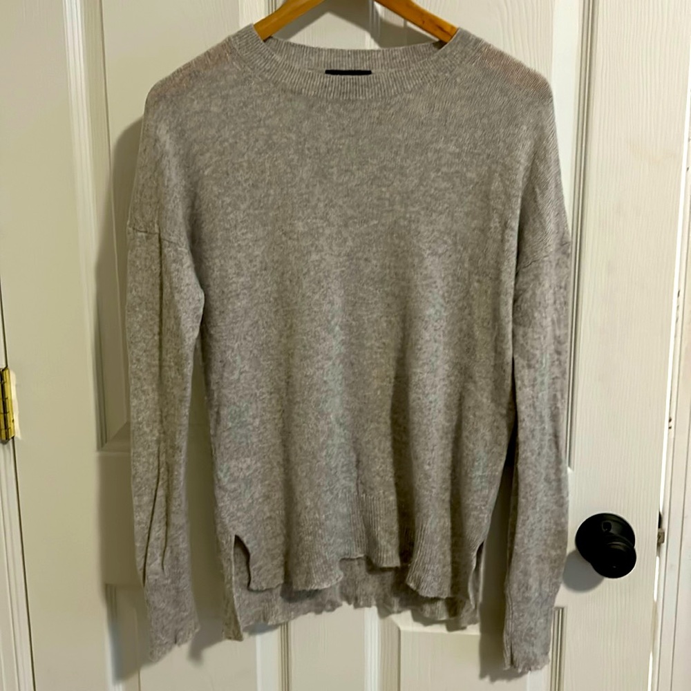 Theory Light Gray Cashmere sweater size XS/P